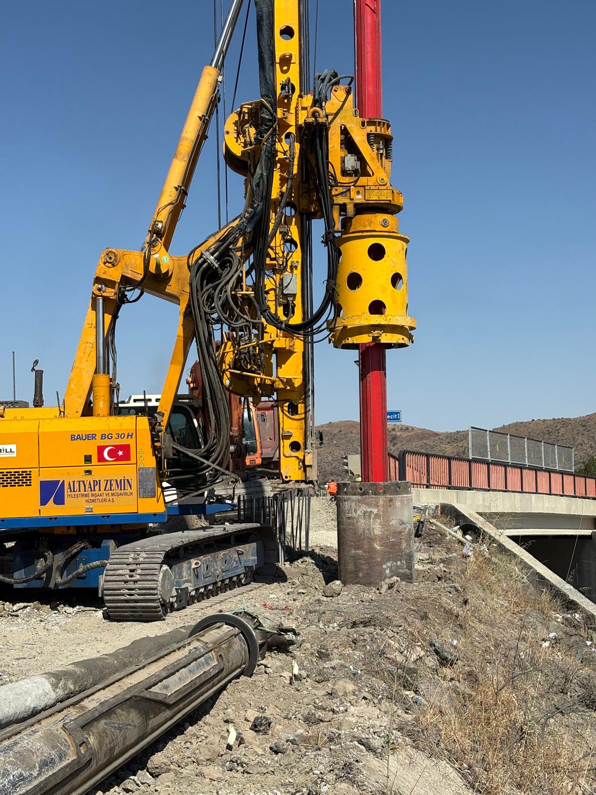 Fore kazık delgi makinesinin yakından görünümü